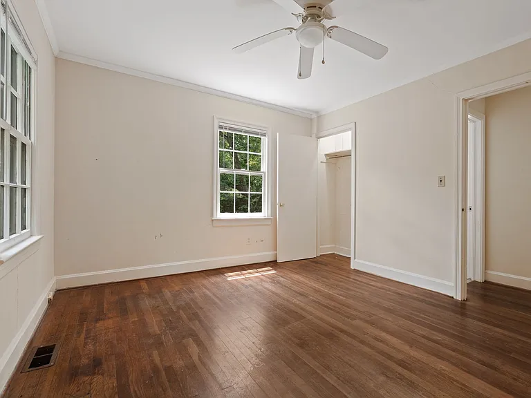 1208 Hillview Rd — Photo 11