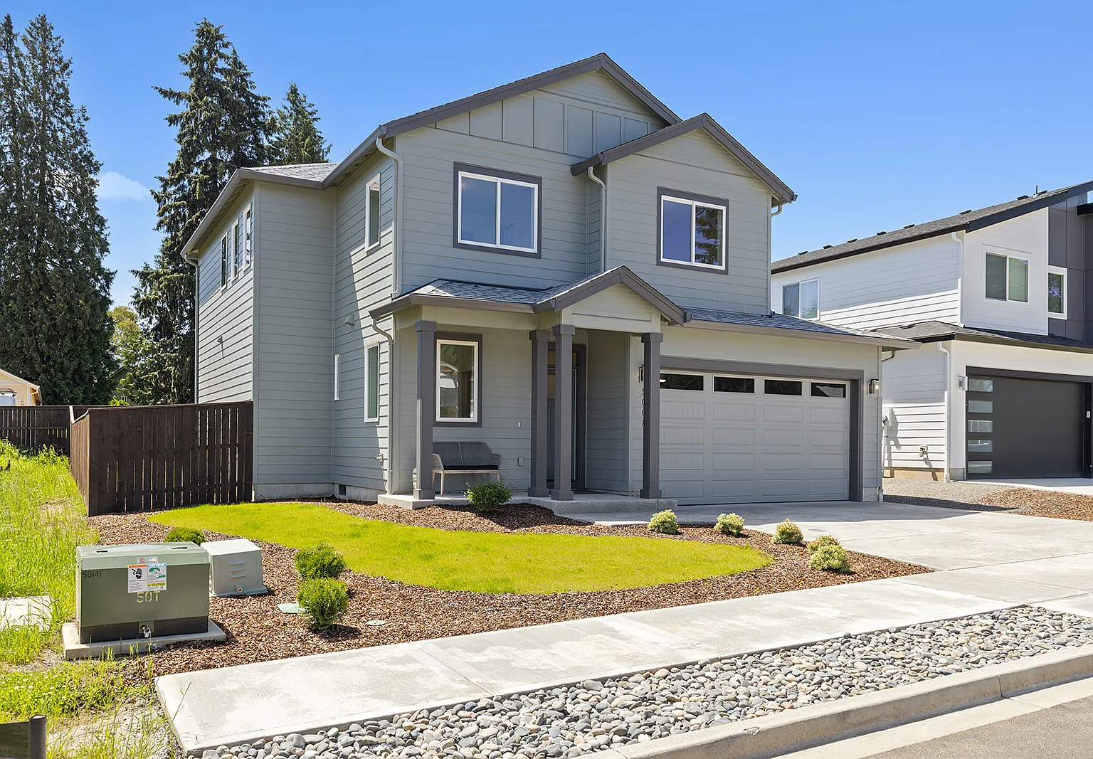 3 bed, 2.5 bath, 1849 sqft, $3,500 — Photo 2