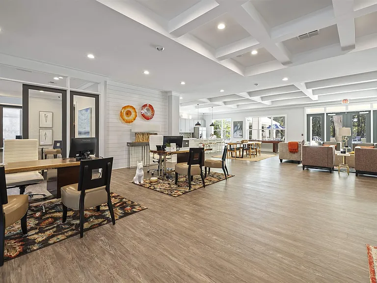 Park Circle Village Apartments — Photo 45