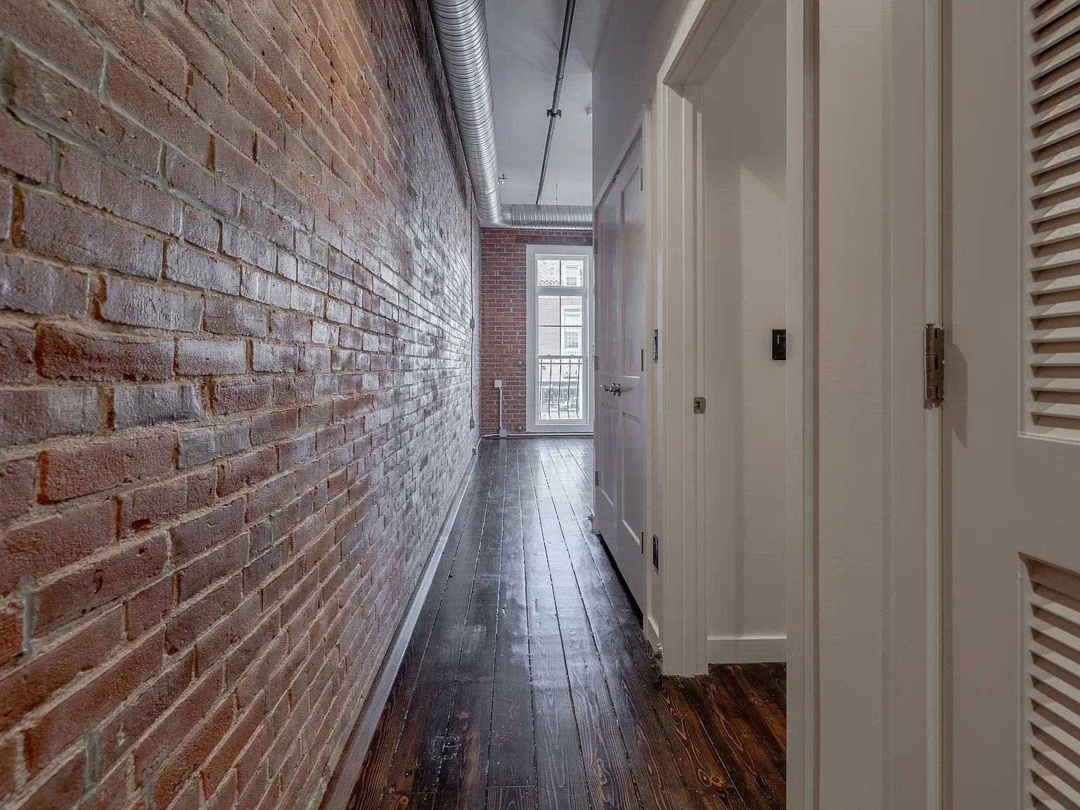 420 Main St — Photo 4