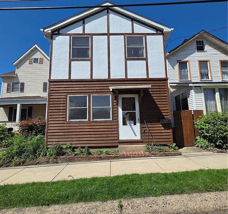 1st image of 115 Hoeveler St