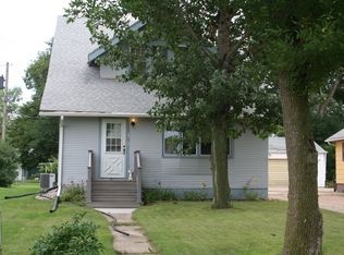 320 N Hill St, Salem, SD 57058