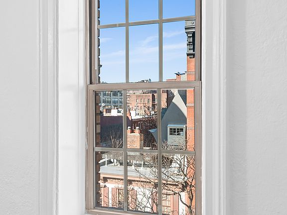 3rd image of 22 Grove St APT 5A