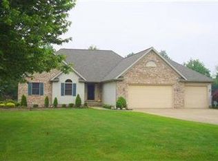 11570 Olde Stone Ct, Painesville, OH 44077