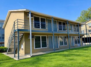 1006 Springfield Ave, Urbana, IL 61801