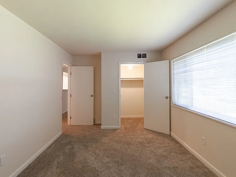 Village East — Photo 90