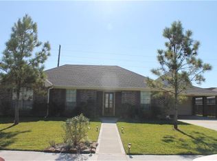 6810 Travis St, Manvel, TX 77578