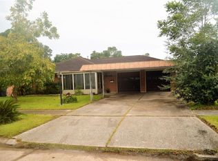 2008 Wayne St, Pasadena, TX 77502