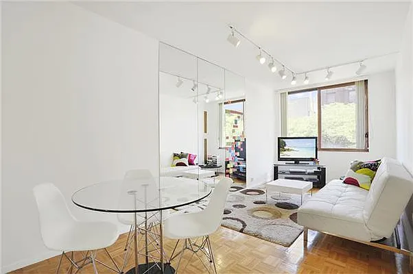 Rented by NY Best Homes Realty | media 4