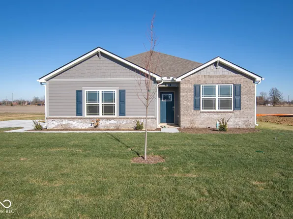 7920 Magnolia St, New Palestine, IN 46163