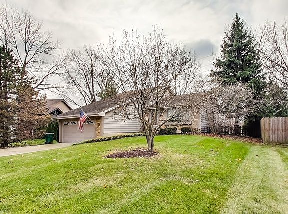 3rd image of 13819 W Stoneoak Way