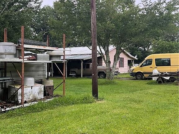 3rd image of 19393 Clifton Rd