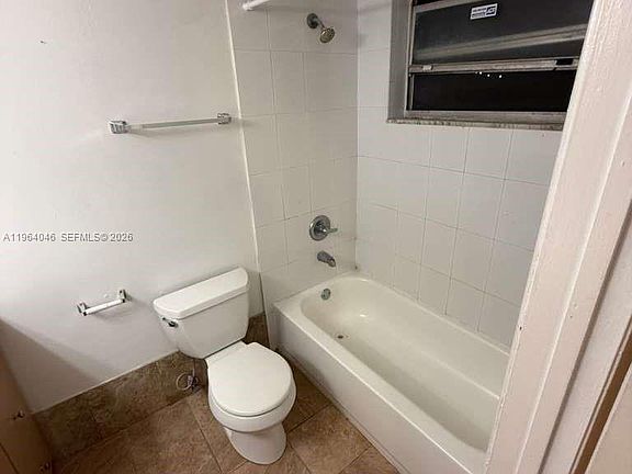 4th image of 11101 Royal Palm Blvd