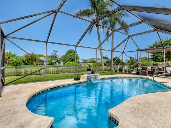 13631 Barberry Drive, Wellington, FL 33414