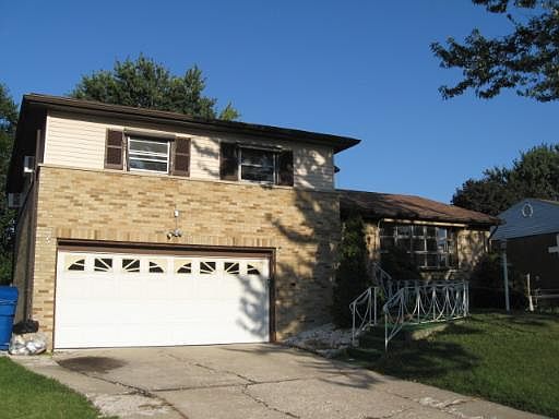 1st image of 1631 N Clay Ct