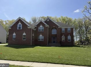 41 Emerald Rd, Robbinsville, NJ 08691