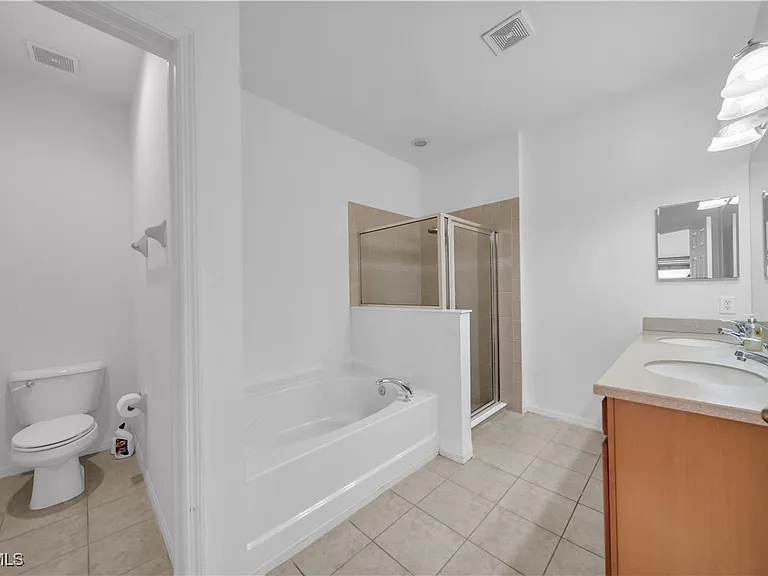 8125 Silver Birch Way — Photo 18