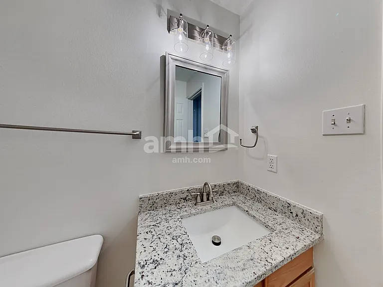 609 Crystal Brook Dr — Photo 15