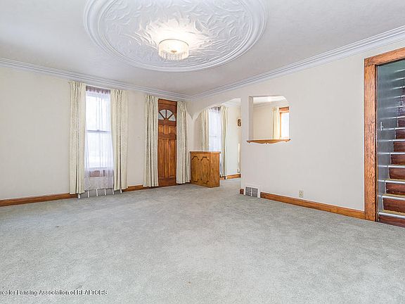 5th image of 6495 W Grand River Ave