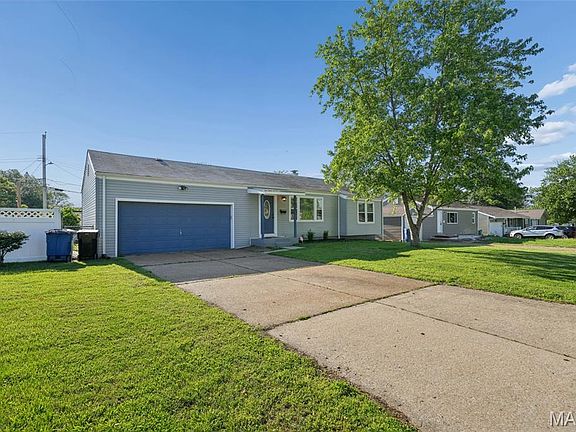 2nd image of 8504 Valdes Dr