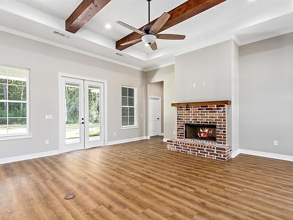4th image of 8275 Royal Oaks Dr