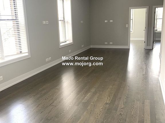 2nd image of 3054 3058 N Greenview #2