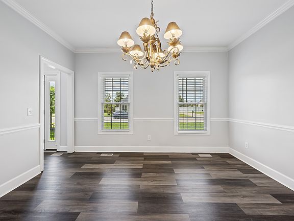 5th image of 2716 Dora Elizabeth Ct