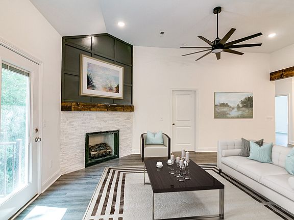 5th image of 552 Summit View Cir Lot 27