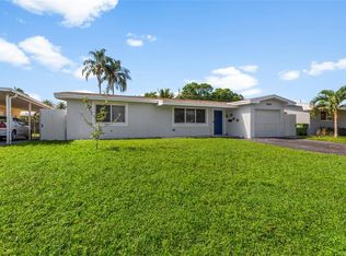 8580 NW 11th Ct, Hollywood, FL 33024