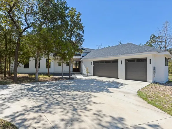103 Mills Xing, Bastrop, TX 78602