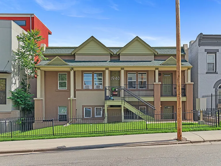 1940 W 32nd Ave #201 — Photo 14