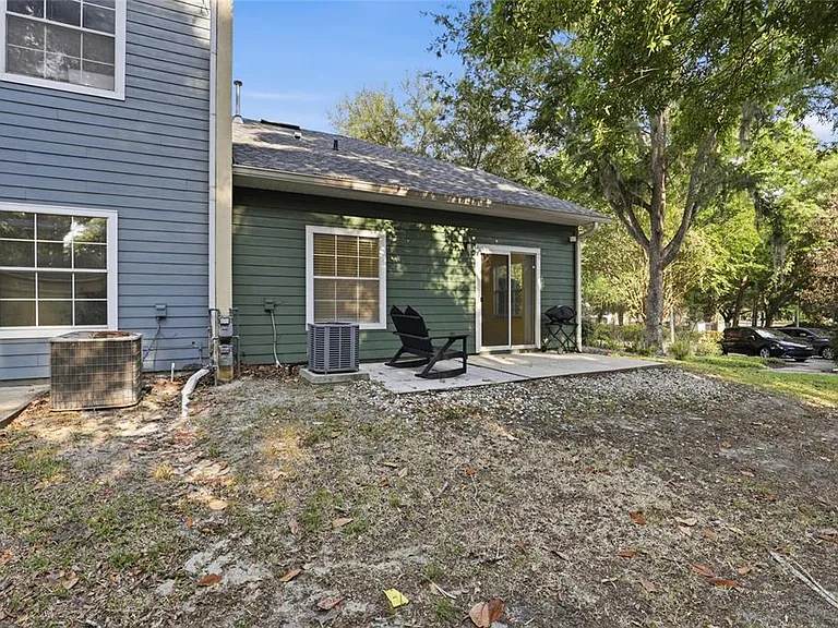 510 NW 50th Blvd #510 — Photo 29