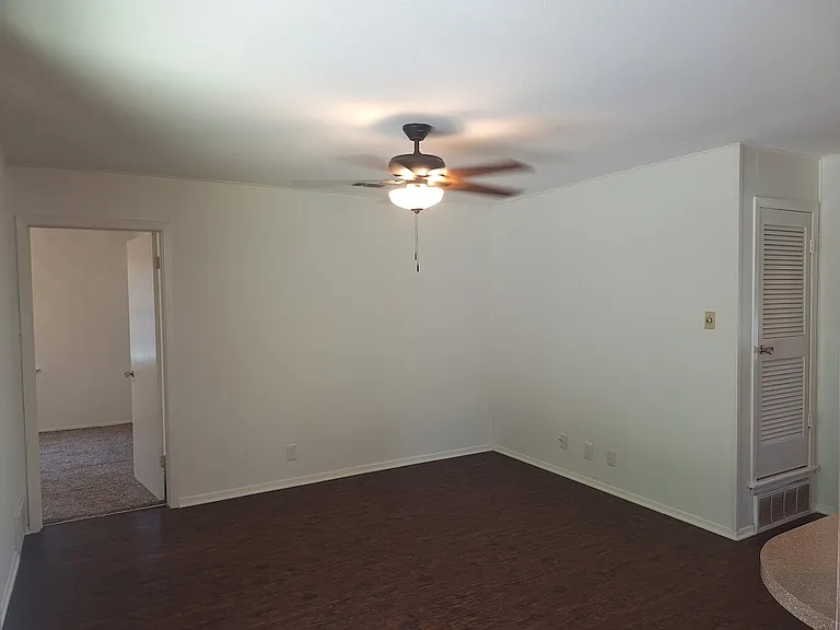 513 Simmons Dr — Photo 20