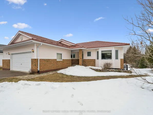 40 Covered Bridge Trl, Bracebridge, ON P1L 1Y1