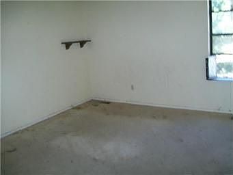 5th image of 5406 Locust Ave