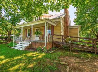 42 Draft Ave, Stuarts Draft, VA 24477
