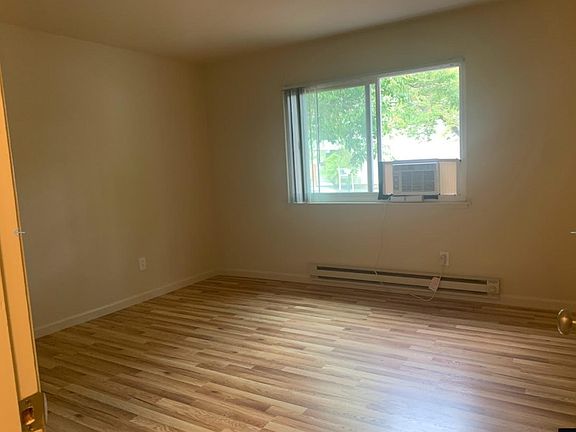 5th image of 1228 W McKinley Ave #2