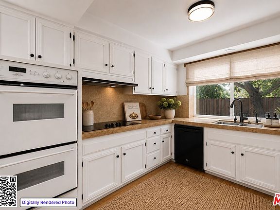 5th image of 26926 De Berry Dr