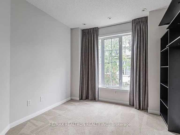 3 Everson Dr #228 — Photo 15