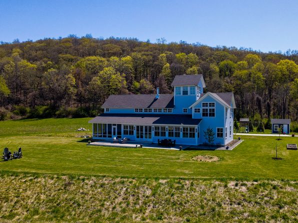 34 Knibloe Hill Rd, Sharon, CT 06069