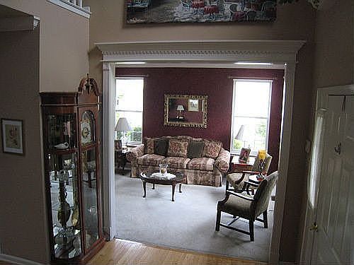 Center Hall to Living Rm