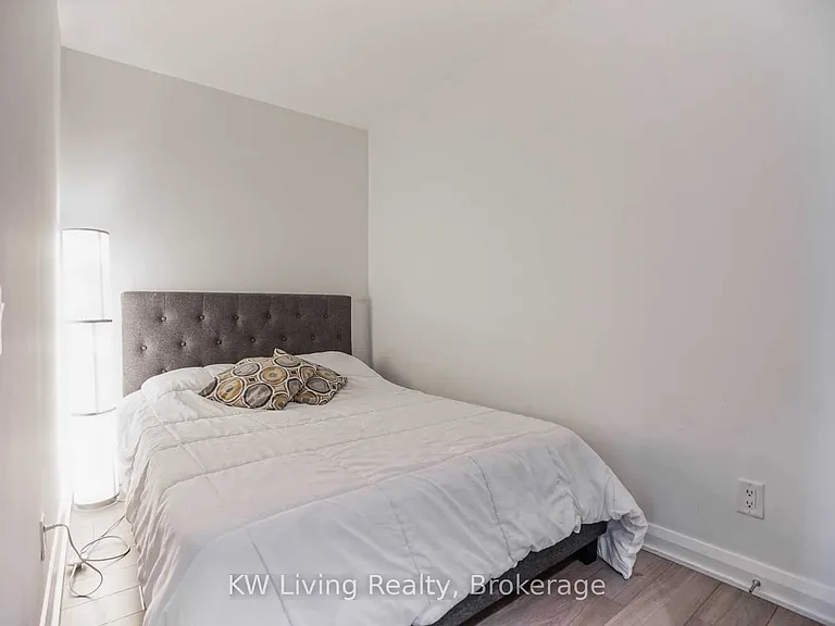 155 Yorkville Ave #2920 — Photo 11