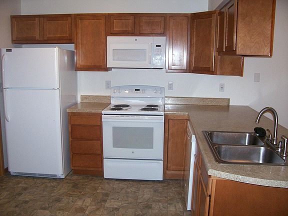 4th image of 1101 W Hamilton St