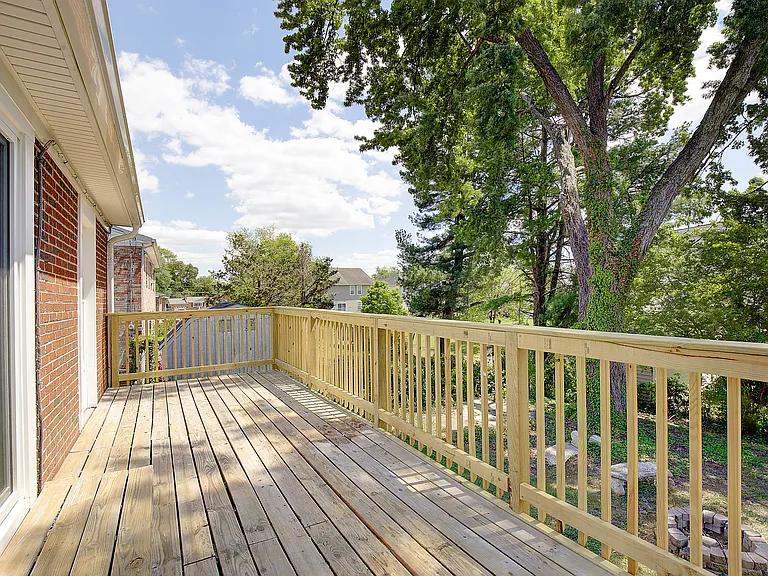 6417 Kaine Dr — Photo 48