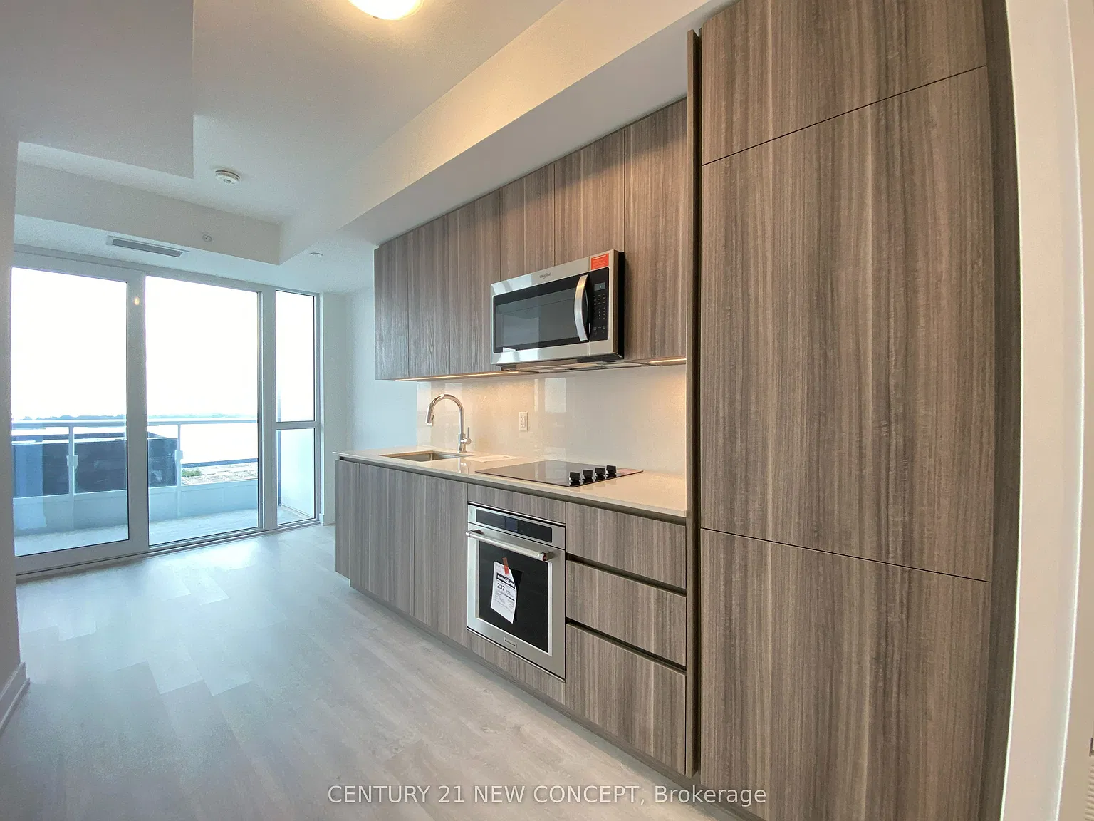 1 bed, $2,100 — Photo 3