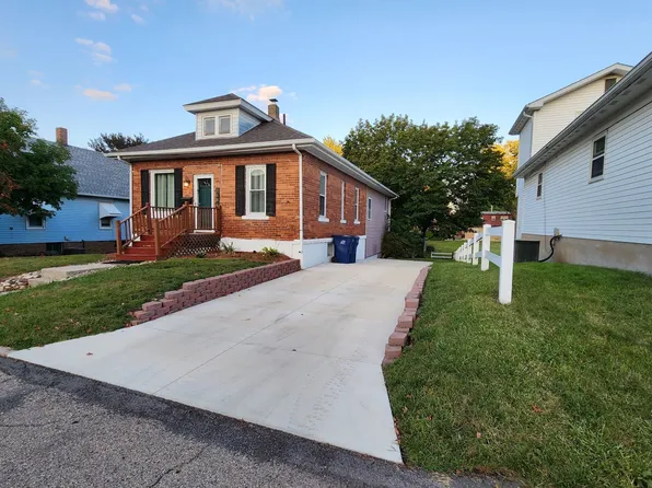 1604 Sobieski St, La Salle, IL 61301