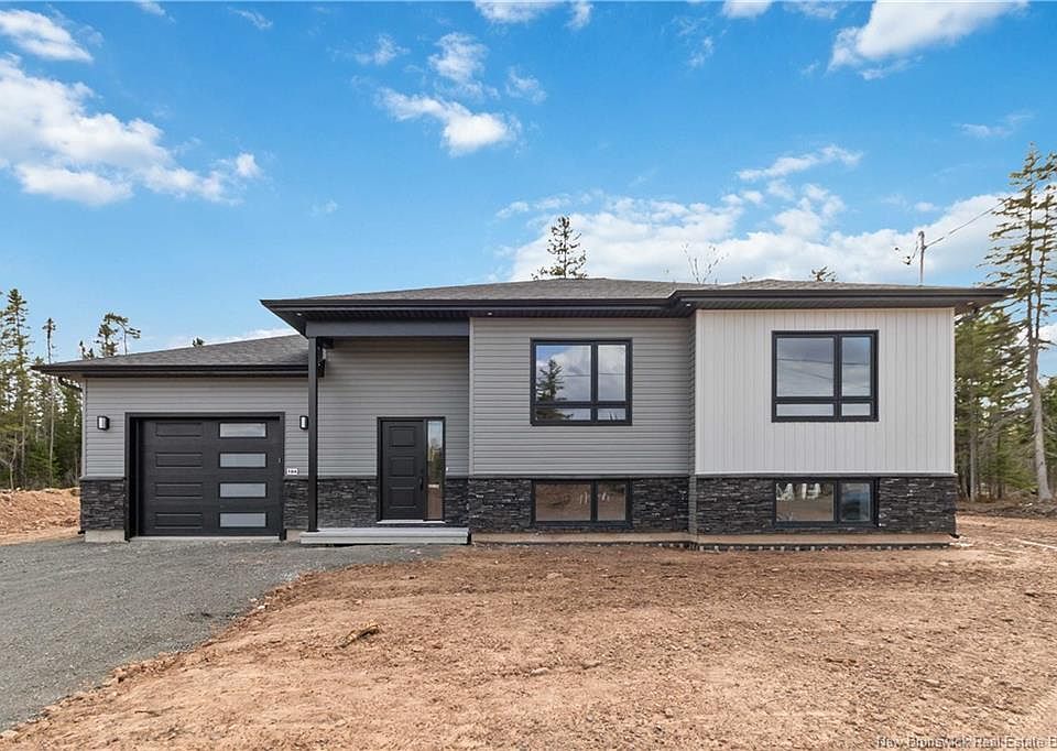 1st image of 184 Carrington Dr