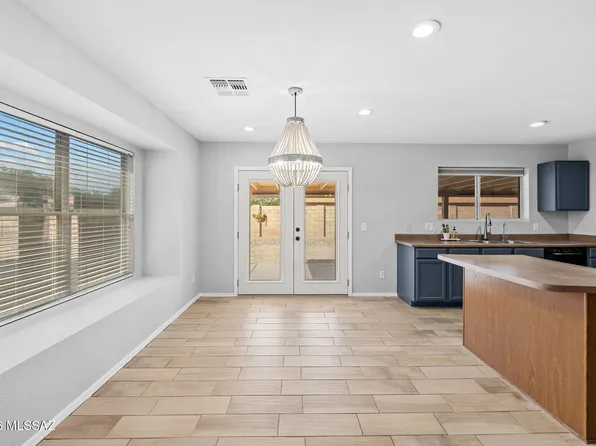 6087 W Echo Crossing Rd, Tucson, AZ 85735