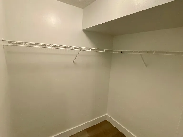 Legacy Lakeview — Photo 16