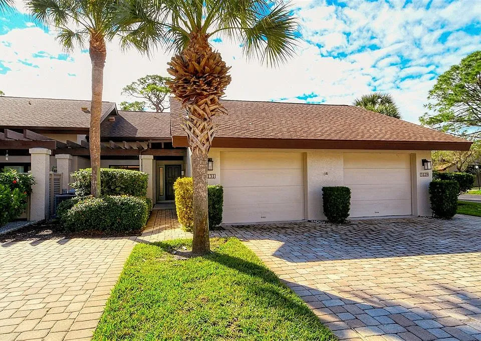 3131 Windrush Bourne #22